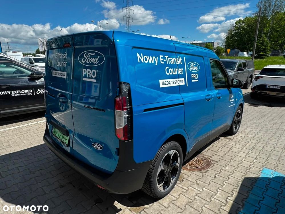 Ford transit-courier Van Limited BEV - 4
