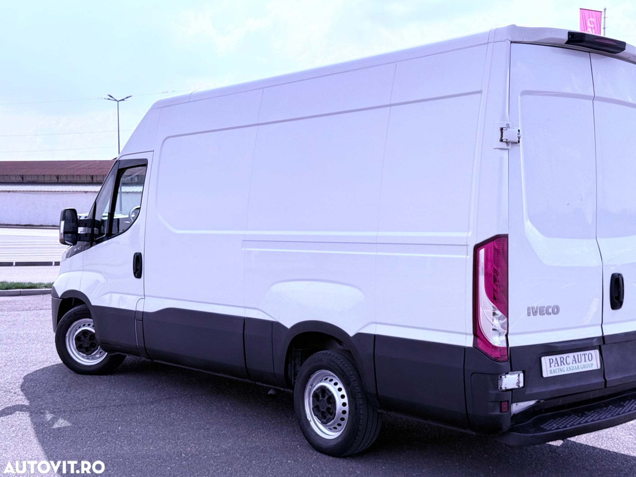 Iveco Massif - 11