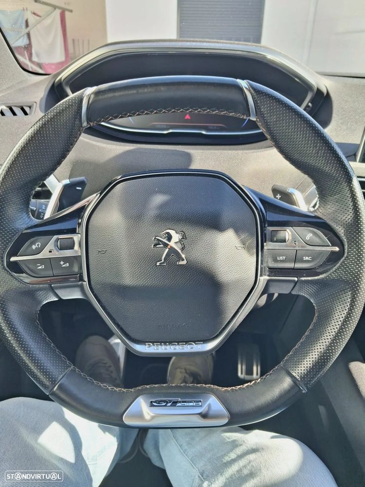 Peugeot 5008 THP 165 EAT6 Allure - 8