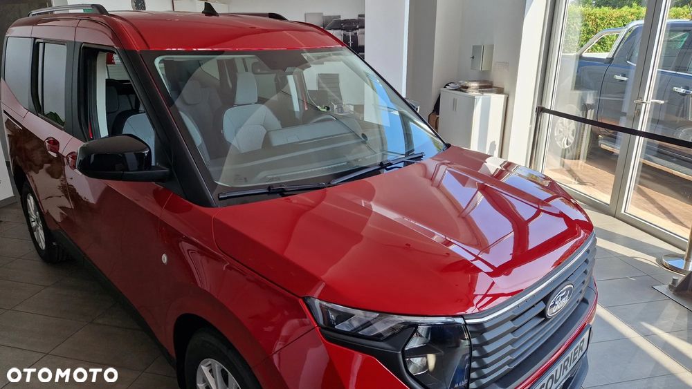 Ford Tourneo Courier 1.0 EcoBoost Titanium - 9