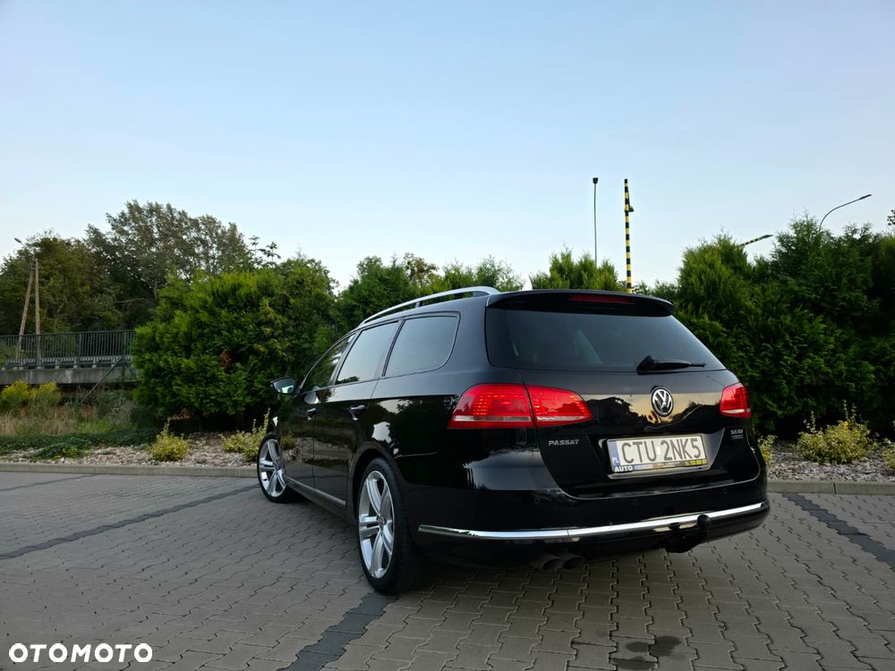 Volkswagen Passat - 4