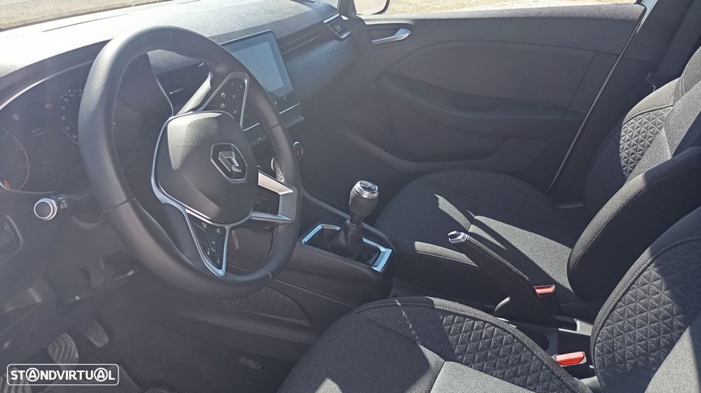 Renault Clio 1.0 TCe Limited Bi-Fuel - 11