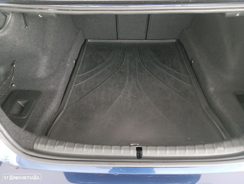 BMW 520 d Line Luxury Auto - 27