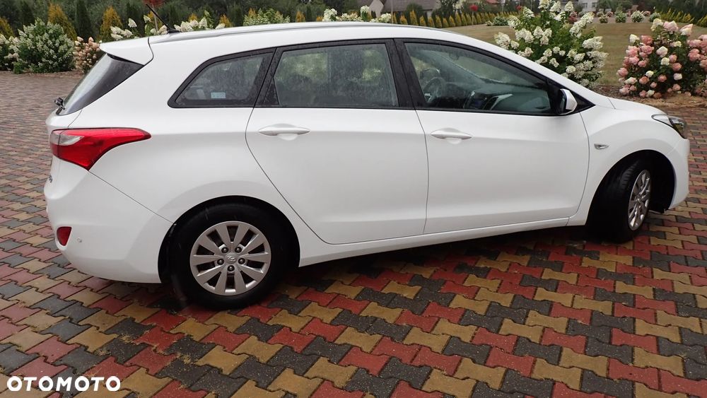 Hyundai i30 1.6 GDI Classic + - 7