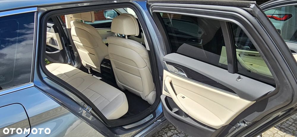 BMW Seria 5 520d - 15