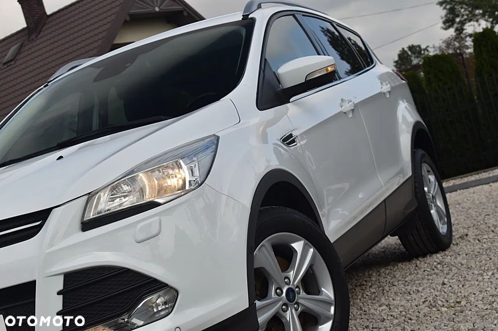 Ford Kuga 2.0 TDCi 2x4 SYNC - 2