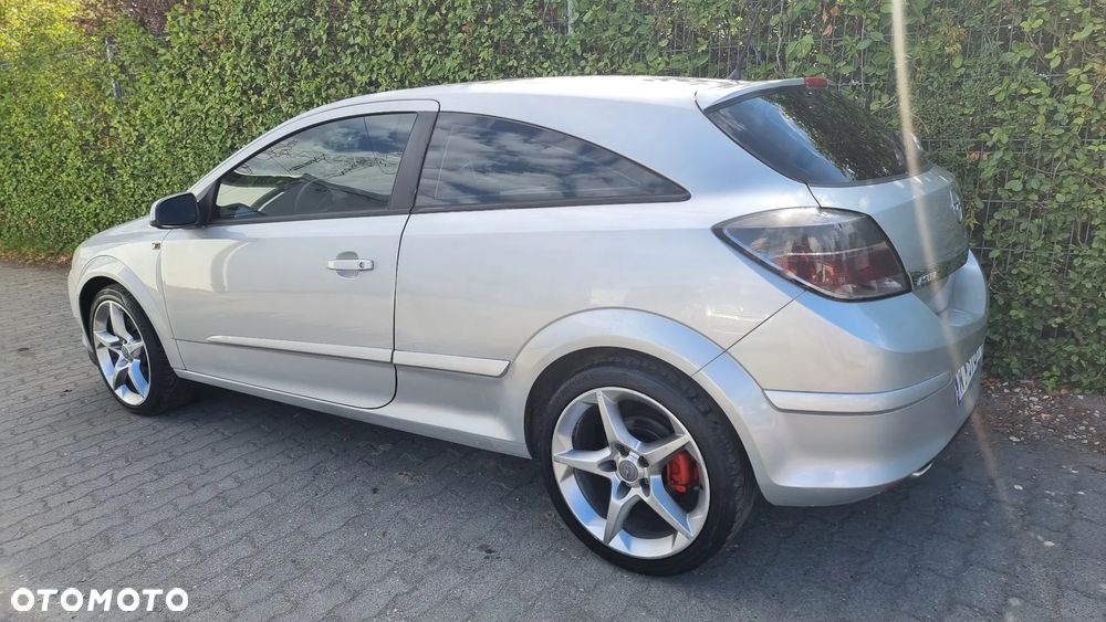 Opel Astra 1.9 CDTI Enjoy - 22
