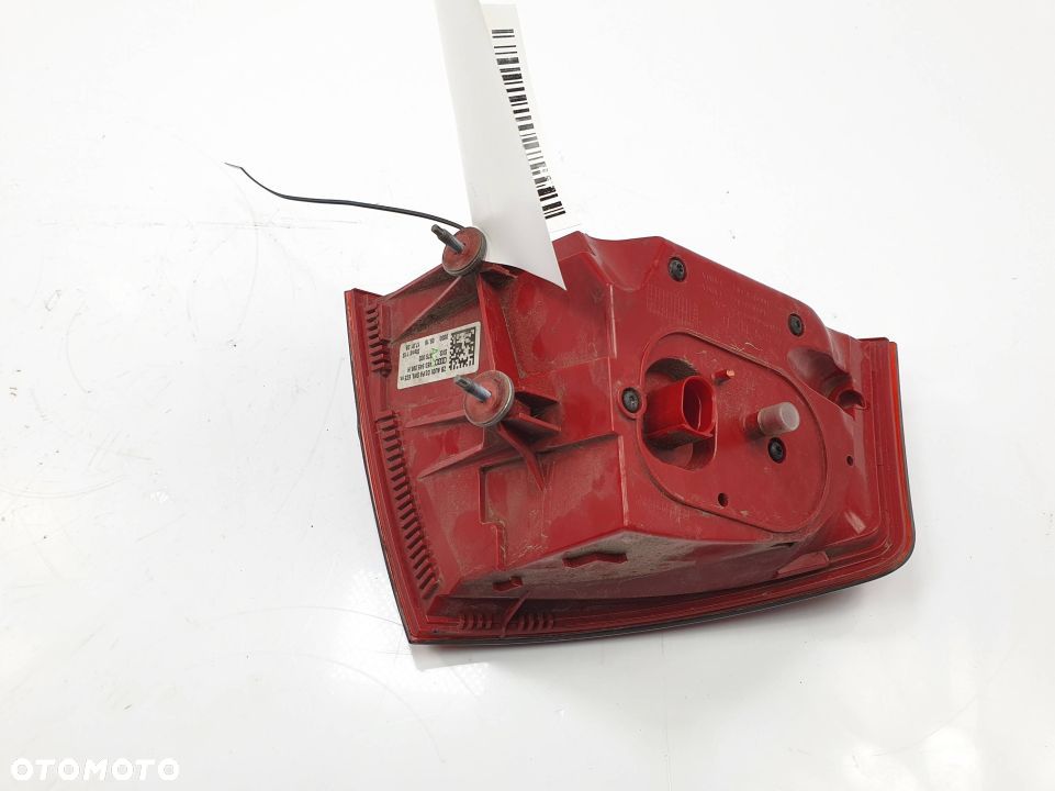 LAMPA PRAWA TYŁ AUDI A8 D3 II LIFT 4E0945096H - 4