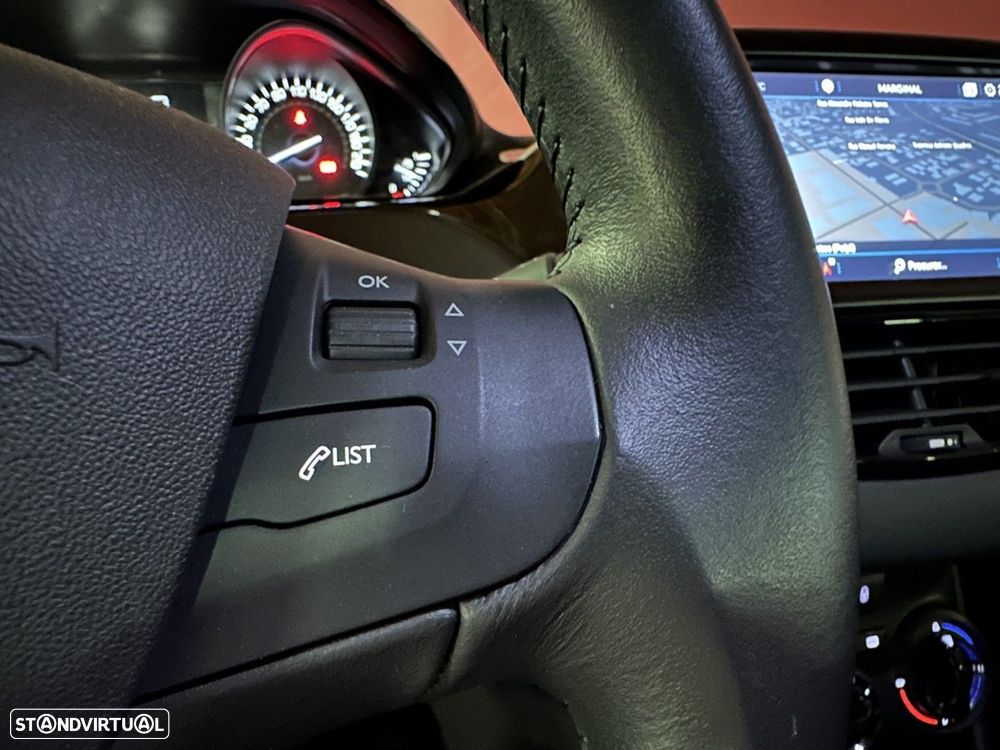Peugeot 208 1.2 PureTech Active - 16