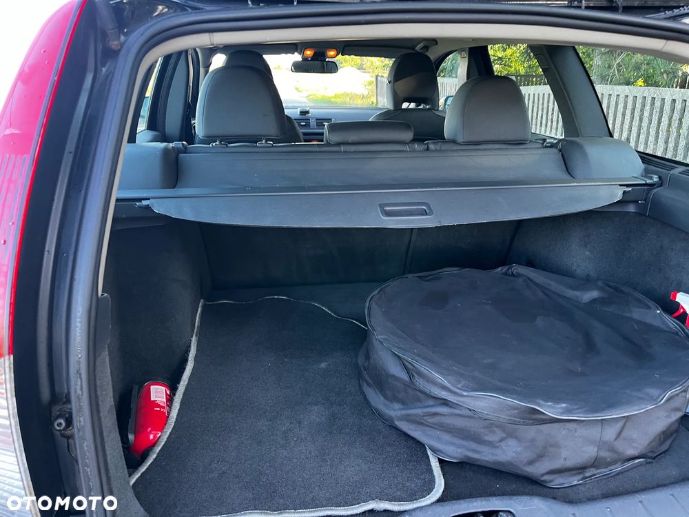 Volvo V50 - 27
