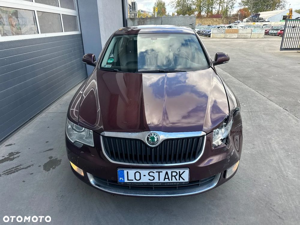 Skoda Superb 2.0 TDI Platinum DSG - 2