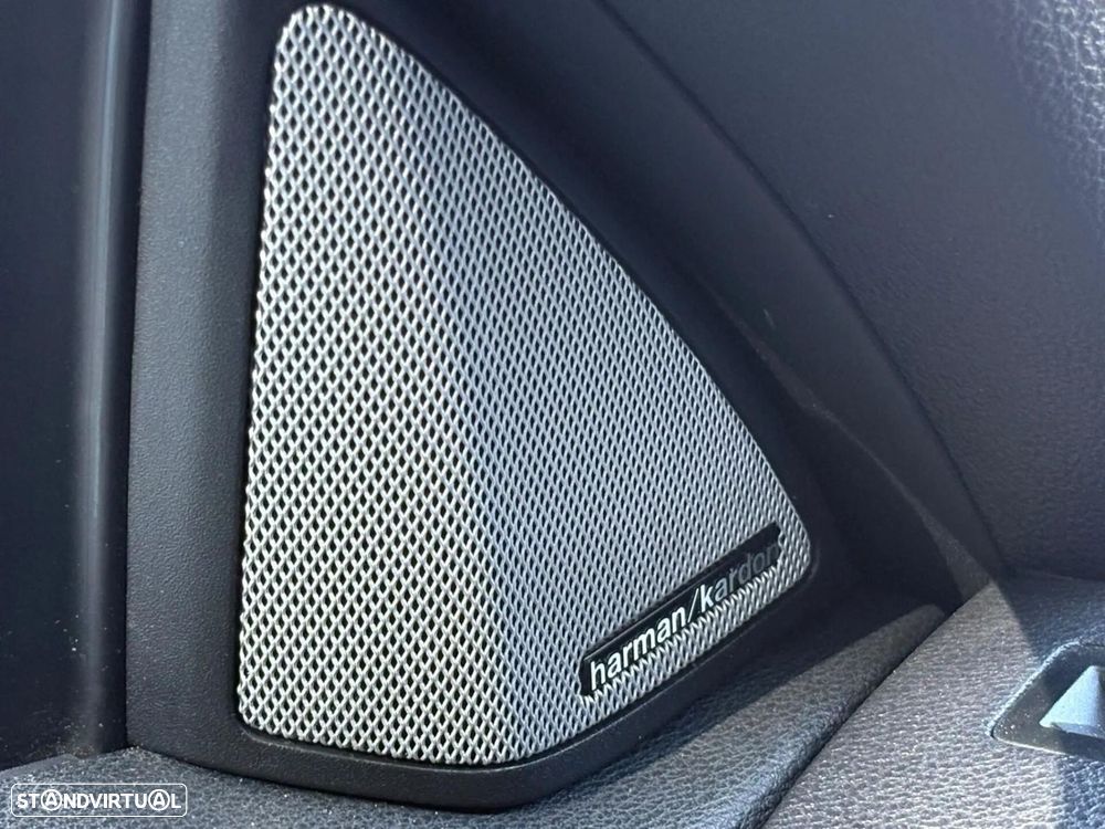 Mercedes-Benz E 350 CGi Avantgarde BlueEfficiency Auto - 38