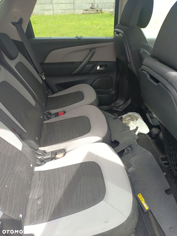 Citroën C4 Picasso - 8