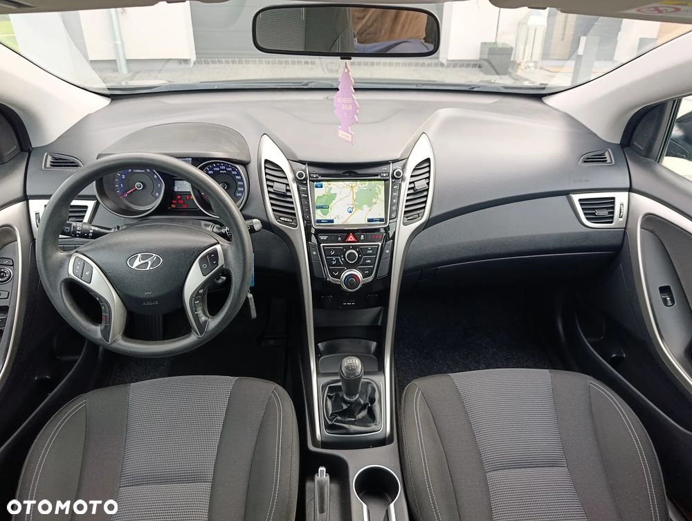 Hyundai i30 1.4 Base - 8