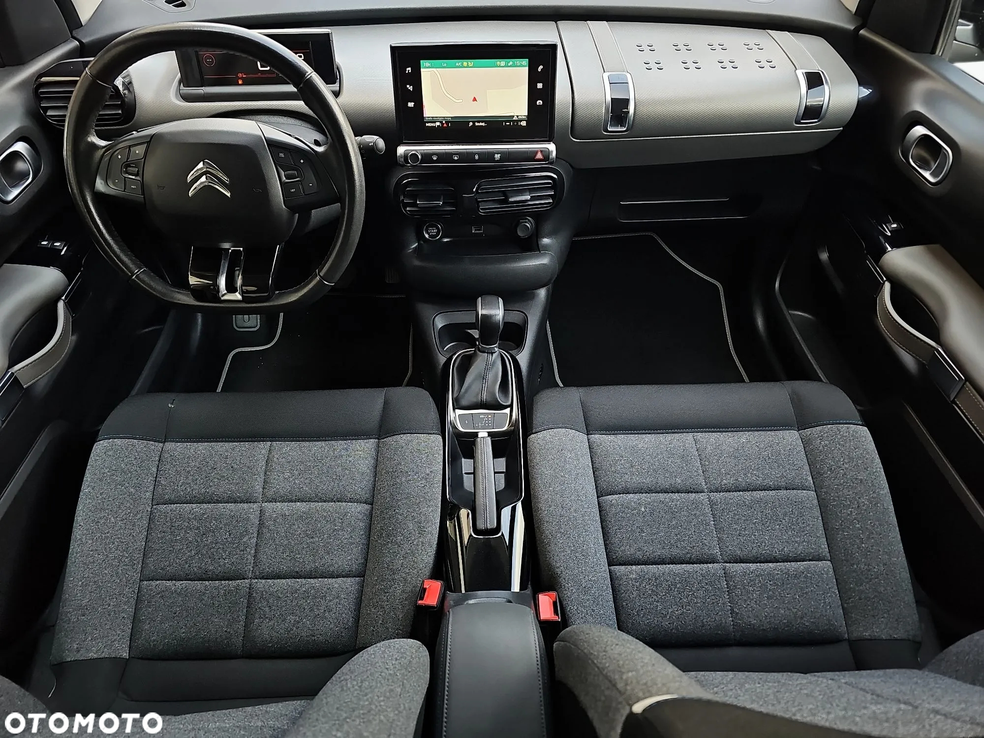 Citroën C4 Cactus 1.2 PureTech Shine S&S EAT6 - 28