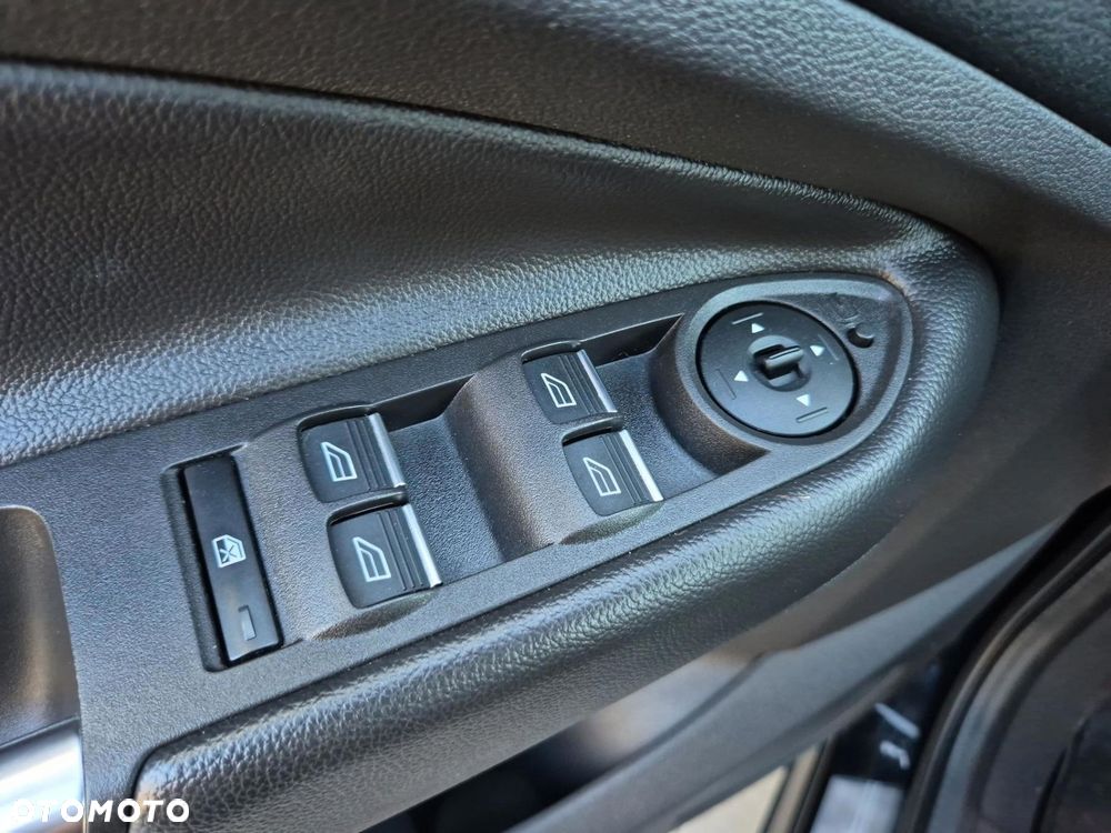 Ford Kuga 1.5 EcoBoost FWD Trend ASS - 24