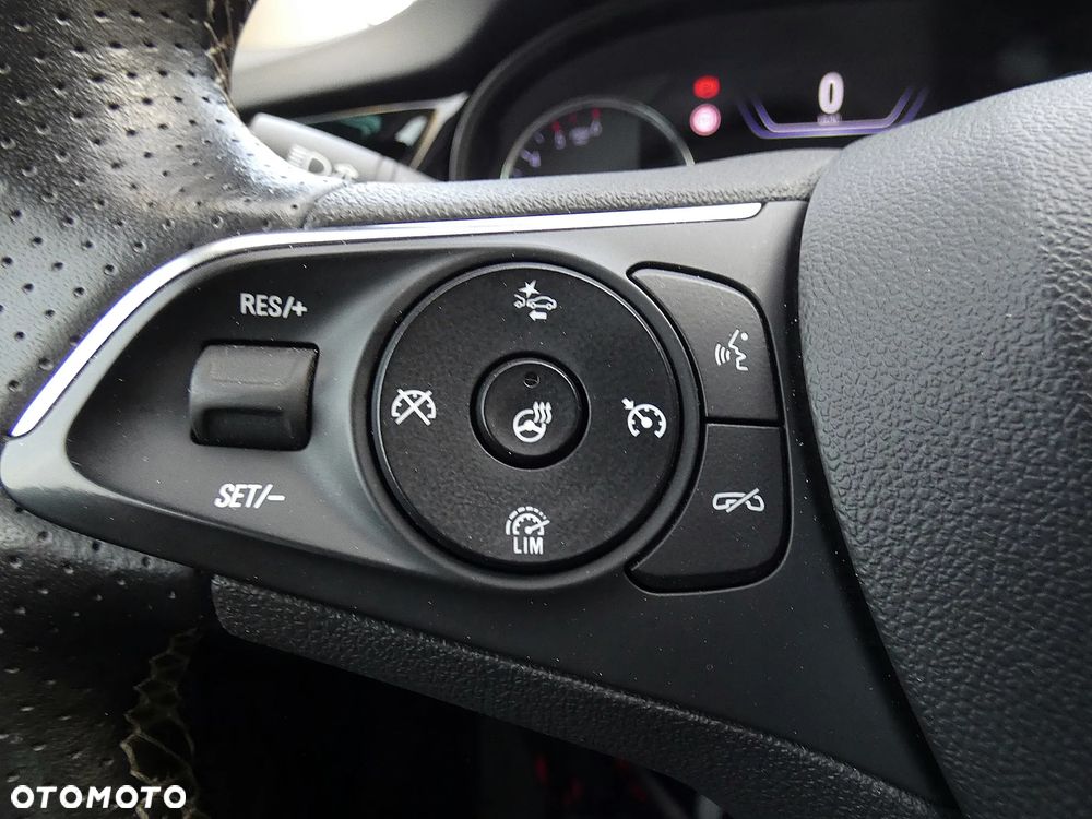 Opel Insignia CT 2.0 CDTI Exclusive S&S - 23