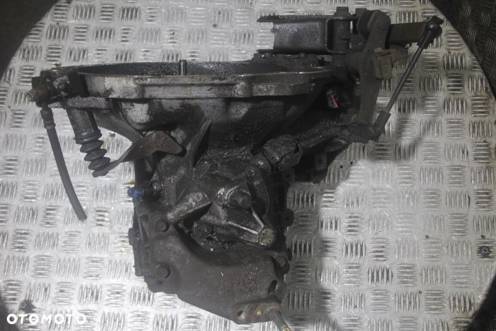 SKRZYNIA BIEGÓW CHEVROLET AVEO T200 1.4 - 3