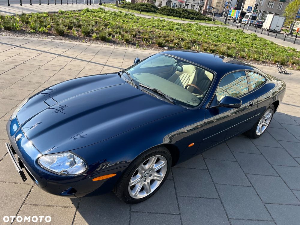 Jaguar XK8 - 20