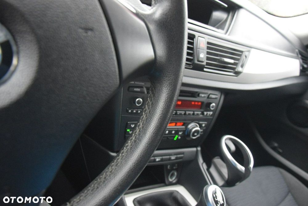BMW X1 sDrive18d - 27