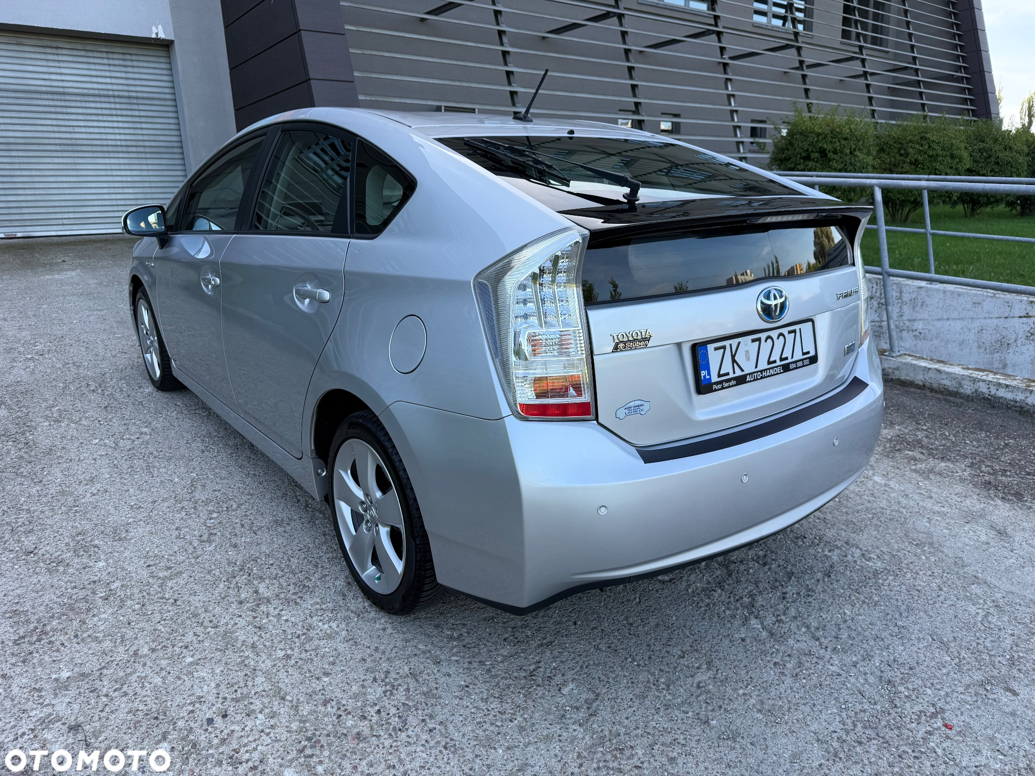 Toyota Prius - 5