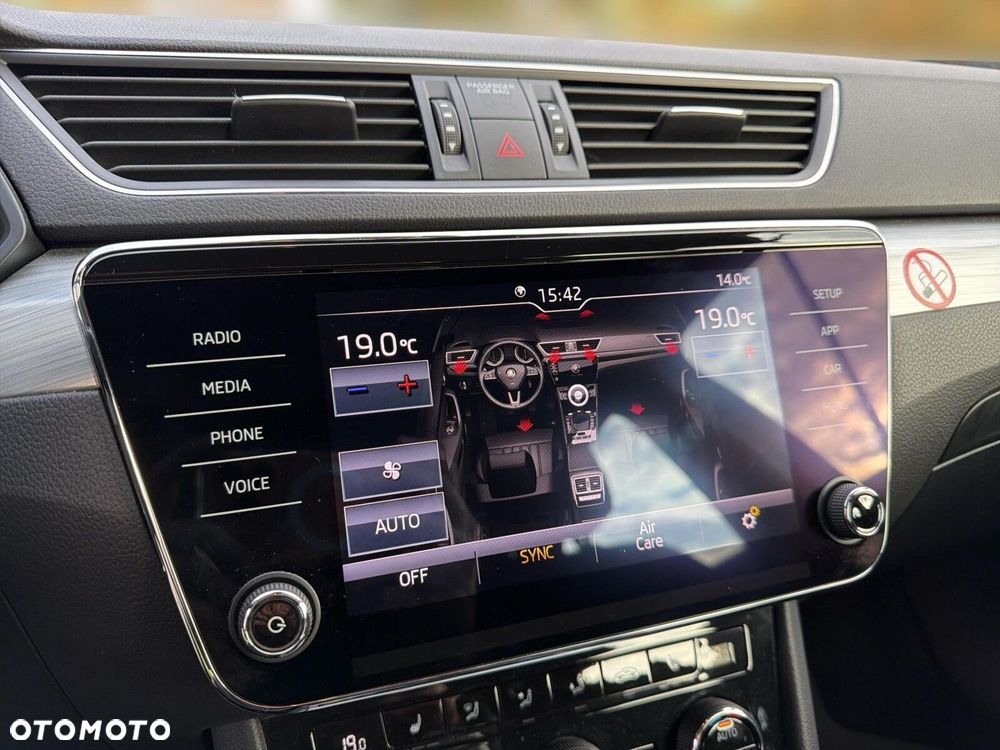 Skoda Superb 1.5 TSI Ambition - 25