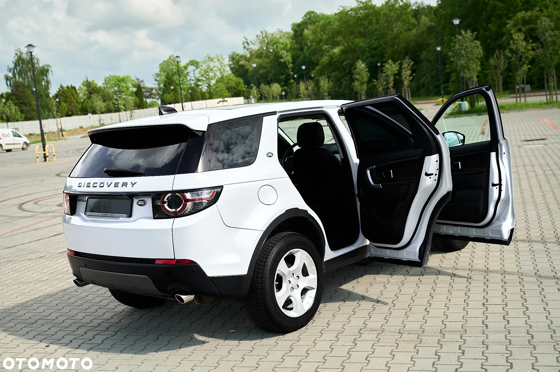 Land Rover Discovery Sport 2.0 eD4 HSE Luxury - 22