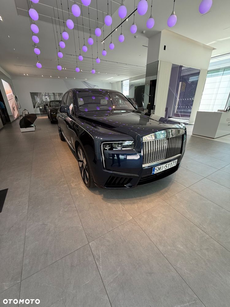 Rolls-Royce Cullinan - 6
