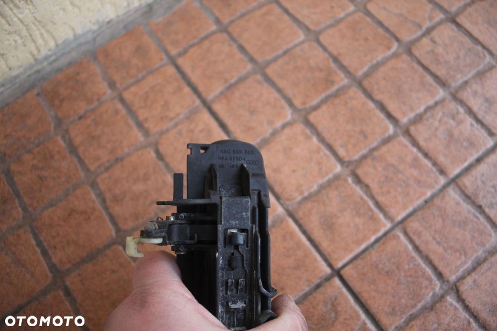 KLAMKA DRZWI PRAWY PRZÓD LZ9W AUDI A6 C5 4B0839885 - 4