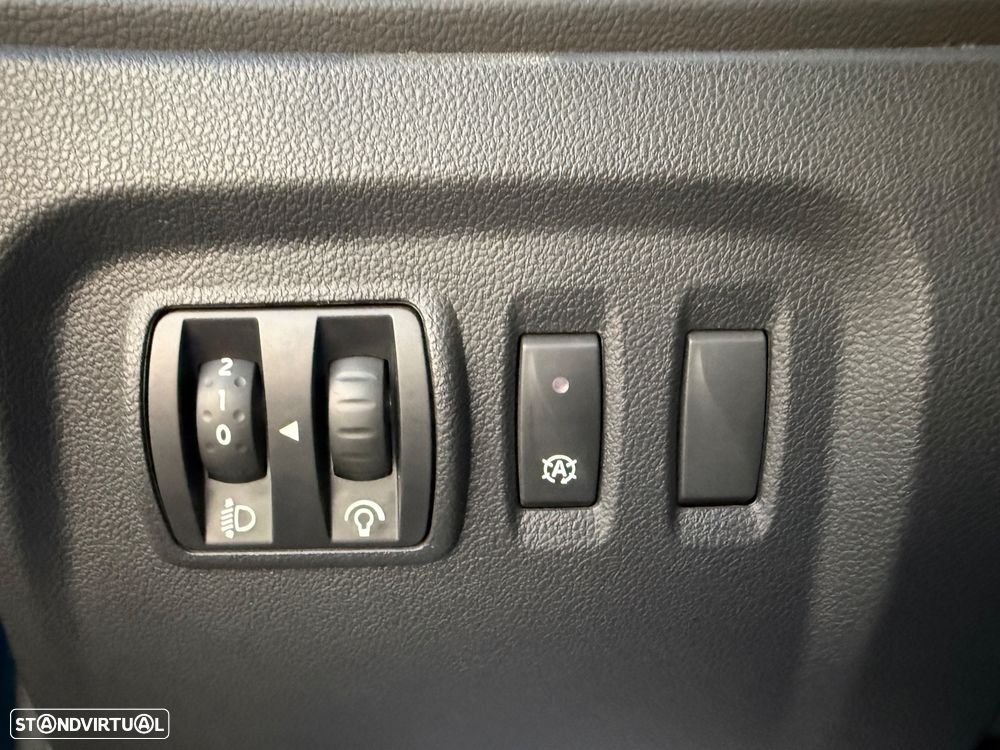 Renault Captur TCe 130 GPF INTENS - 21