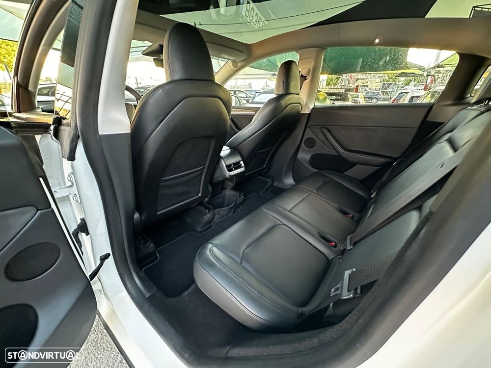 Tesla Model Y Long Range Tração Integral - 10