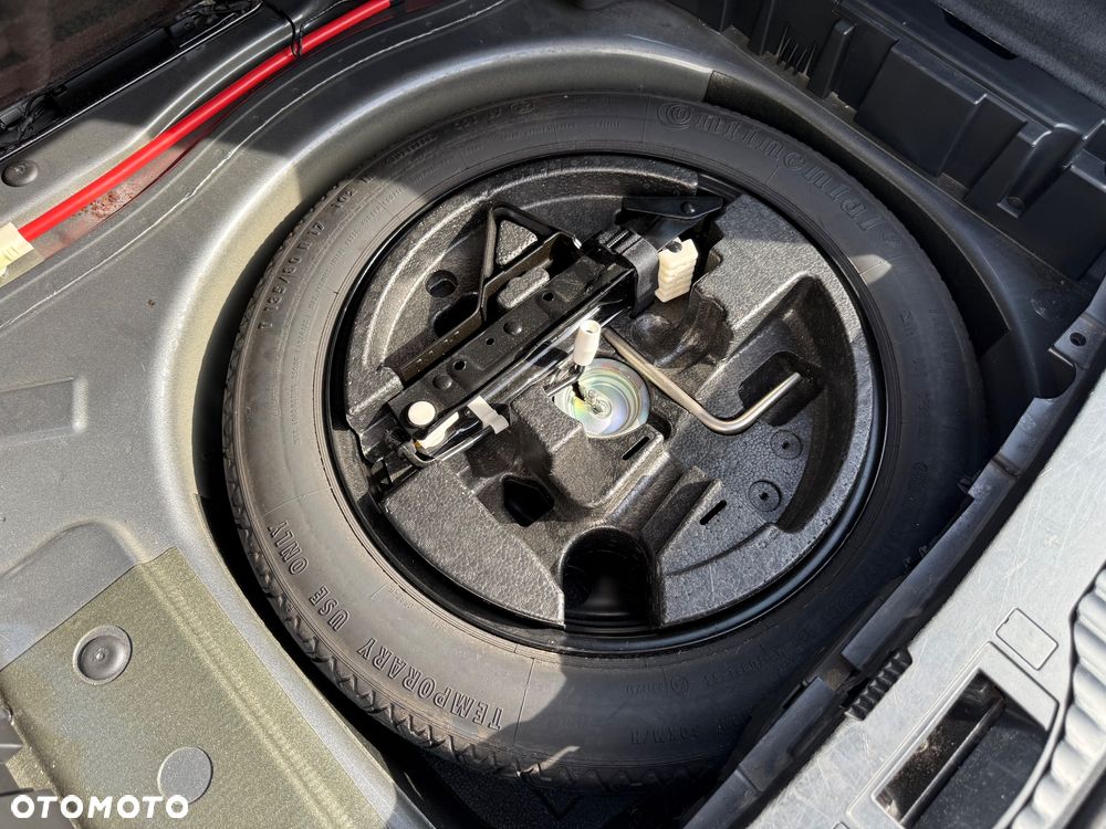 BMW Seria 5 525d - 28