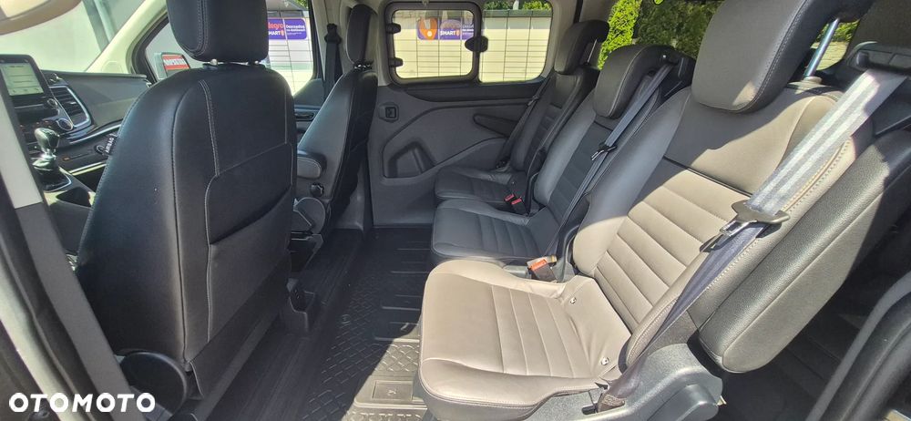 Ford Tourneo Custom 320 L2H1 VA Titanium - 10