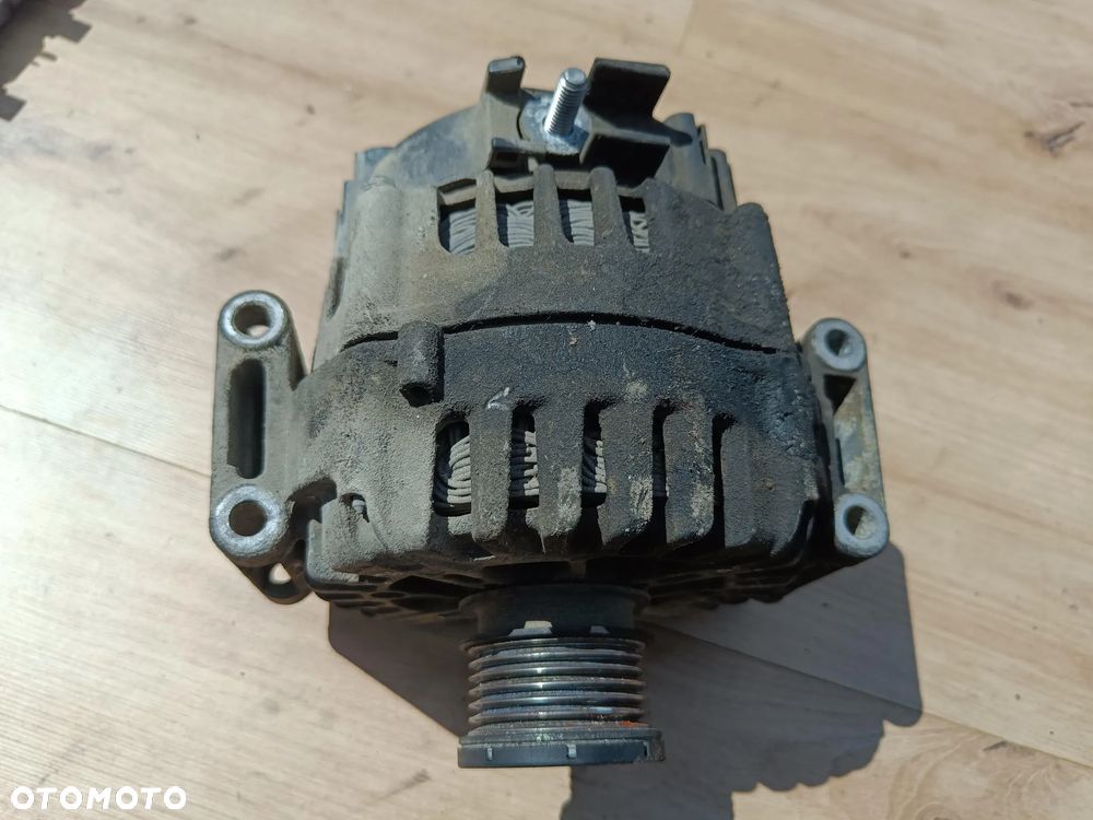 MERCEDES W204 W207 W212 2.2 CDI OM 651 ALTERNATOR A0131546802 - 4
