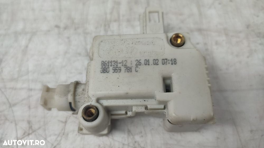 Motoras deschidere haion 3b0959781c Volkswagen VW Polo 4 9N [2001 - 2 - 2