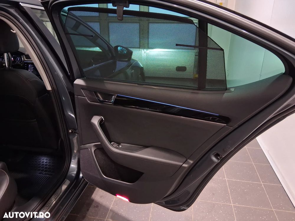 Skoda Superb 2.0 TSI 4X4 DSG Laurin & Klement - 38