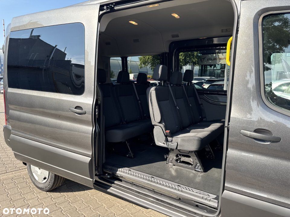 Ford Transit - 24