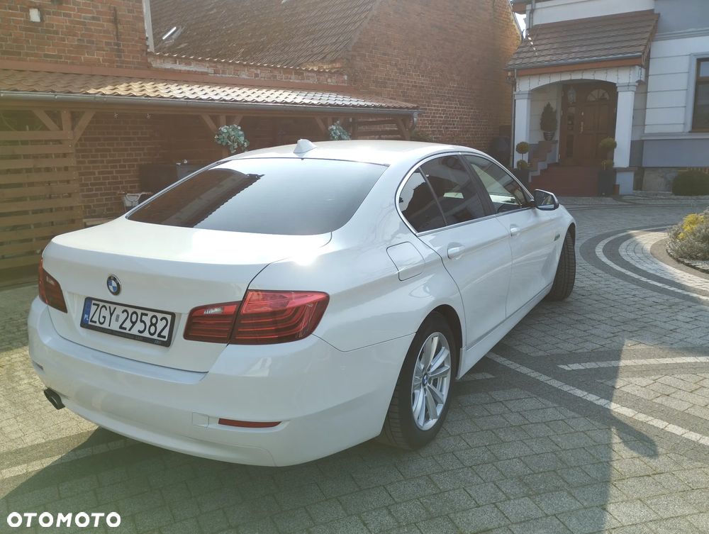 BMW Seria 5 525d Touring - 7