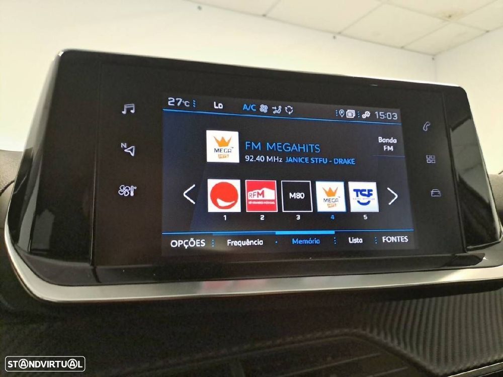 Peugeot 2008 1.2 PureTech Allure Pack - 20