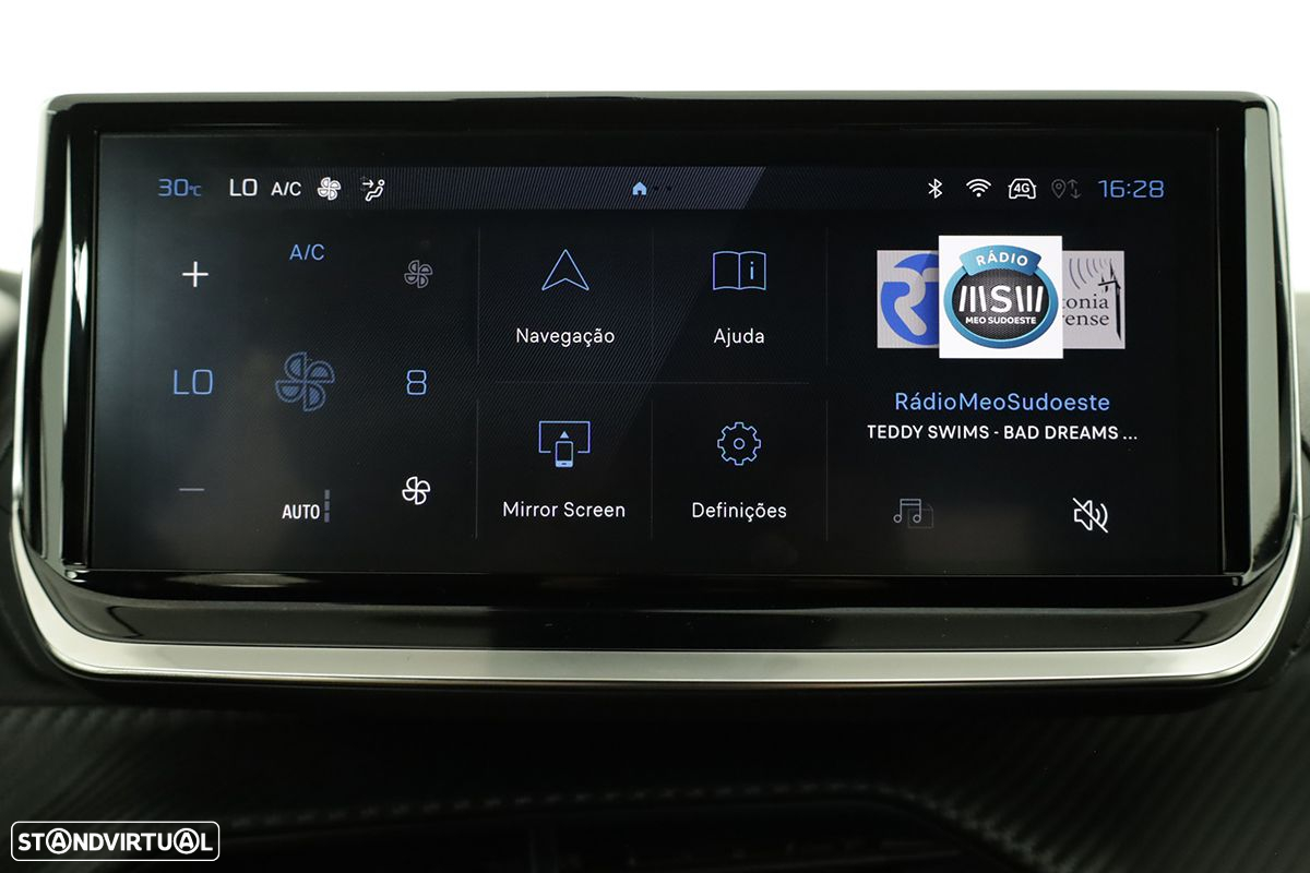 Peugeot 2008 1.2 PureTech Allure EAT8 - 10