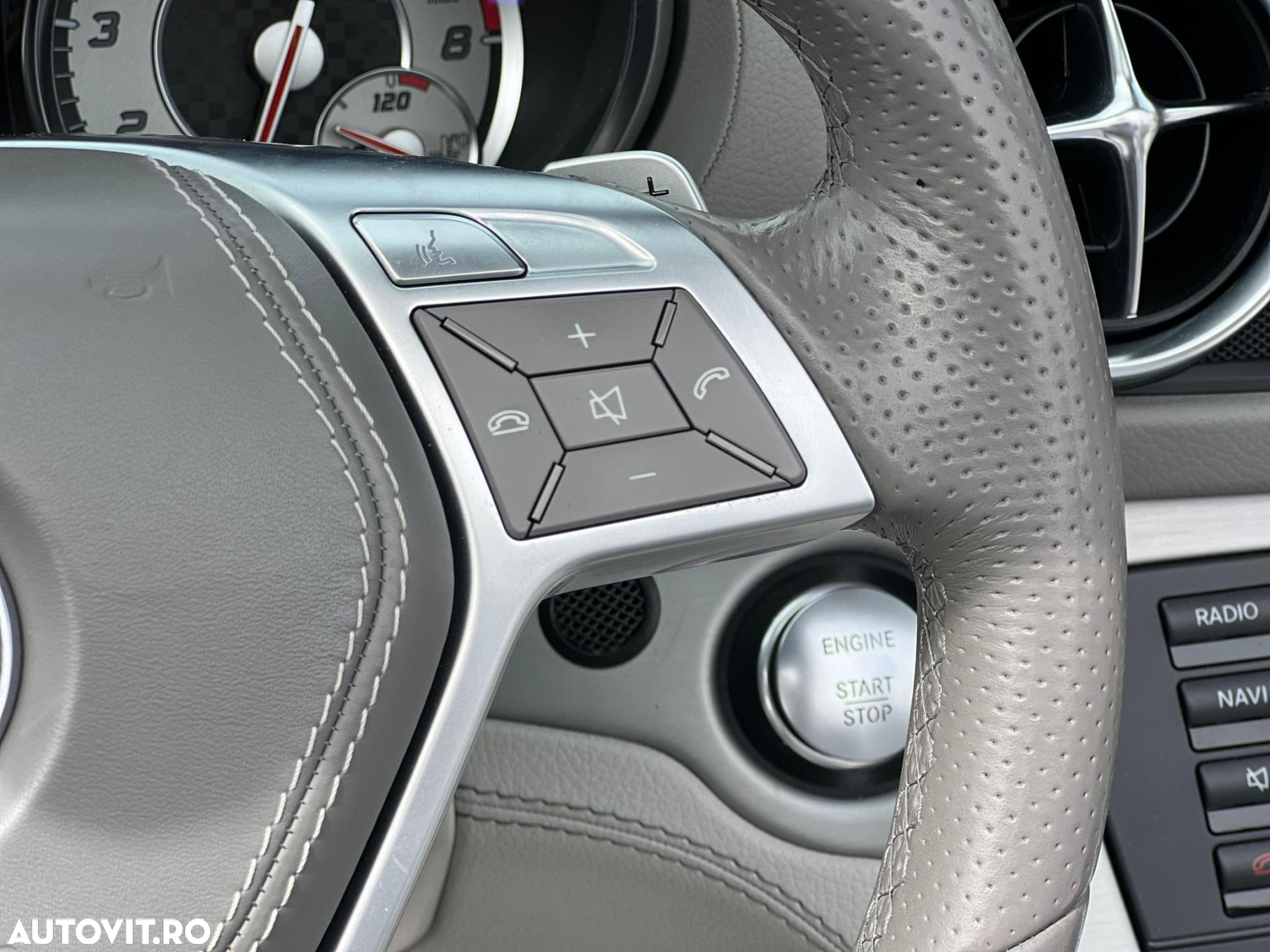 Mercedes-Benz SL - 19