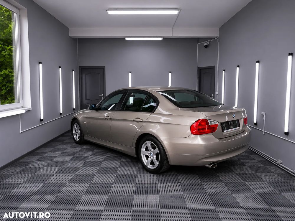BMW Seria 3 318i Aut. Edition Exclusive - 6