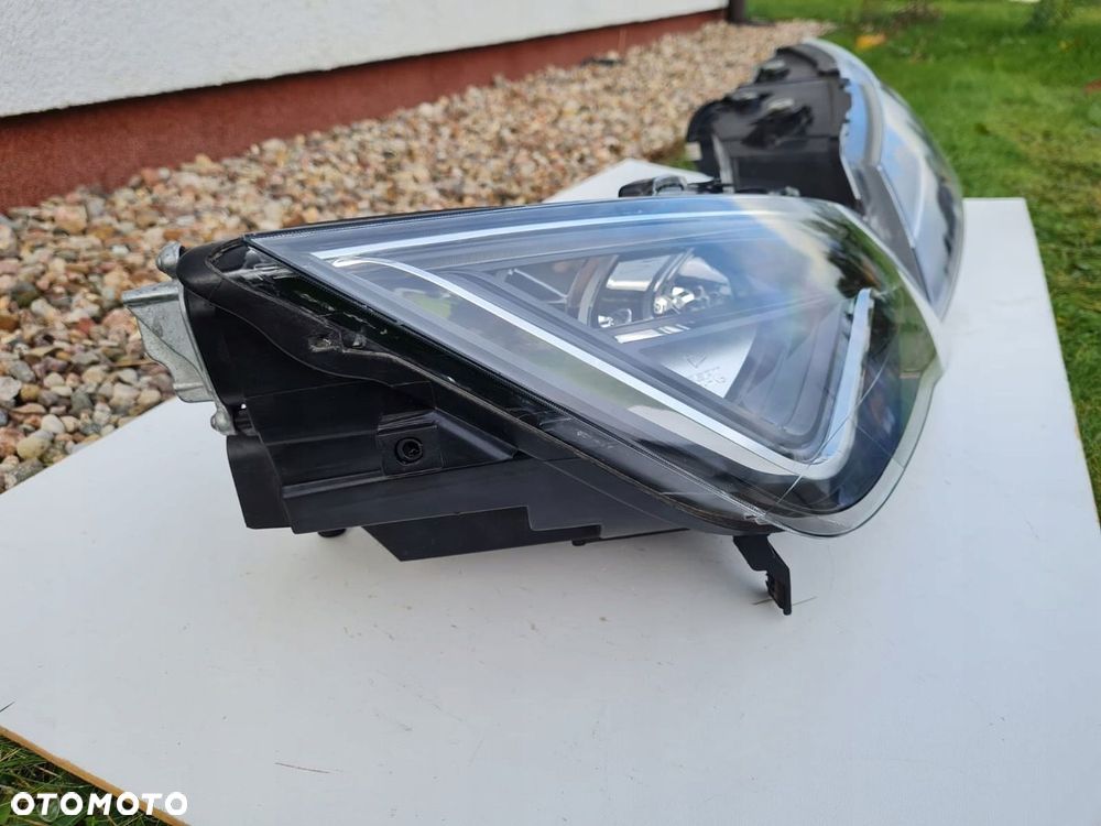 SEAT CUPRA LEON III 3 5F1 LIFT Lampy przód Full Led 5F1941007K, 5F1941008K - 5