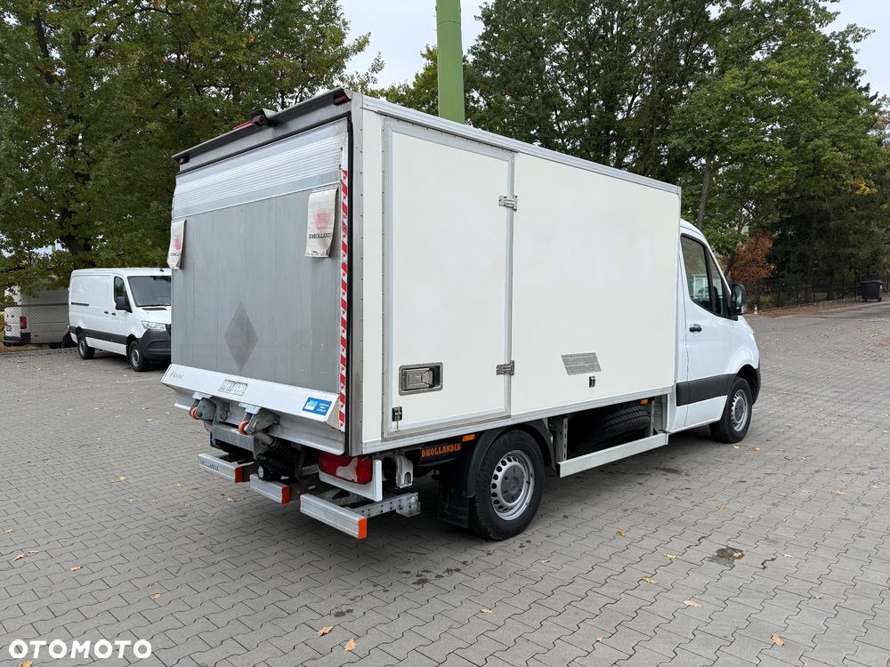 Mercedes-Benz Sprinter - 3