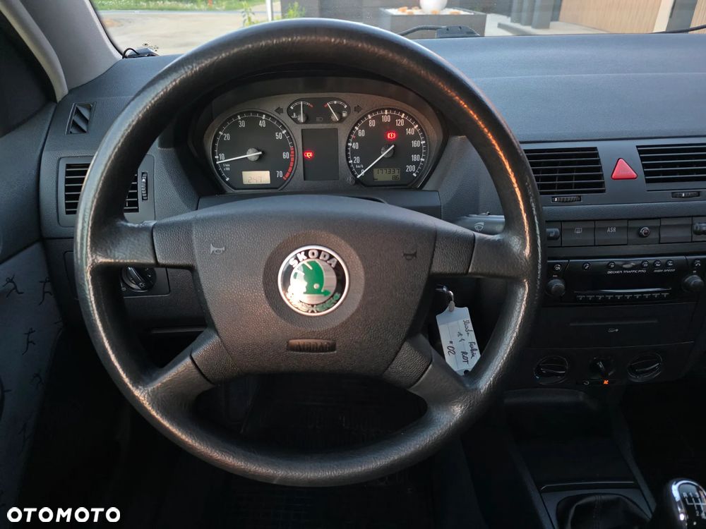 Skoda Fabia 1.4 16V Combi Elegance - 11