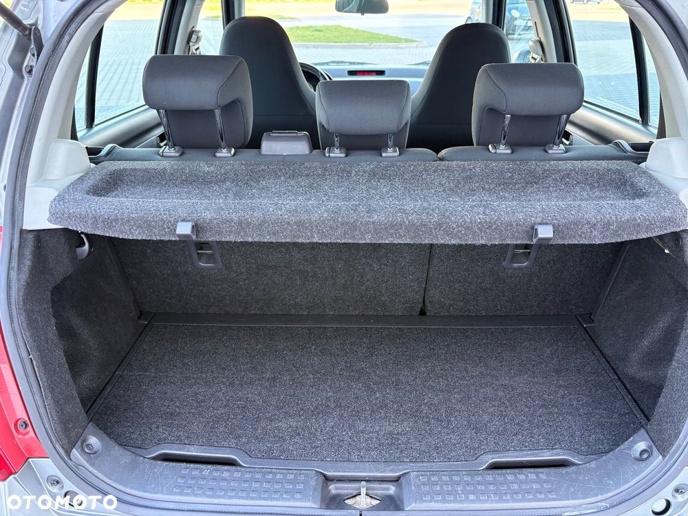 Suzuki Swift 1.3 Sakura - 18