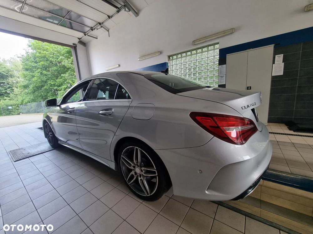 Mercedes-Benz CLA 200 AMG Line - 5