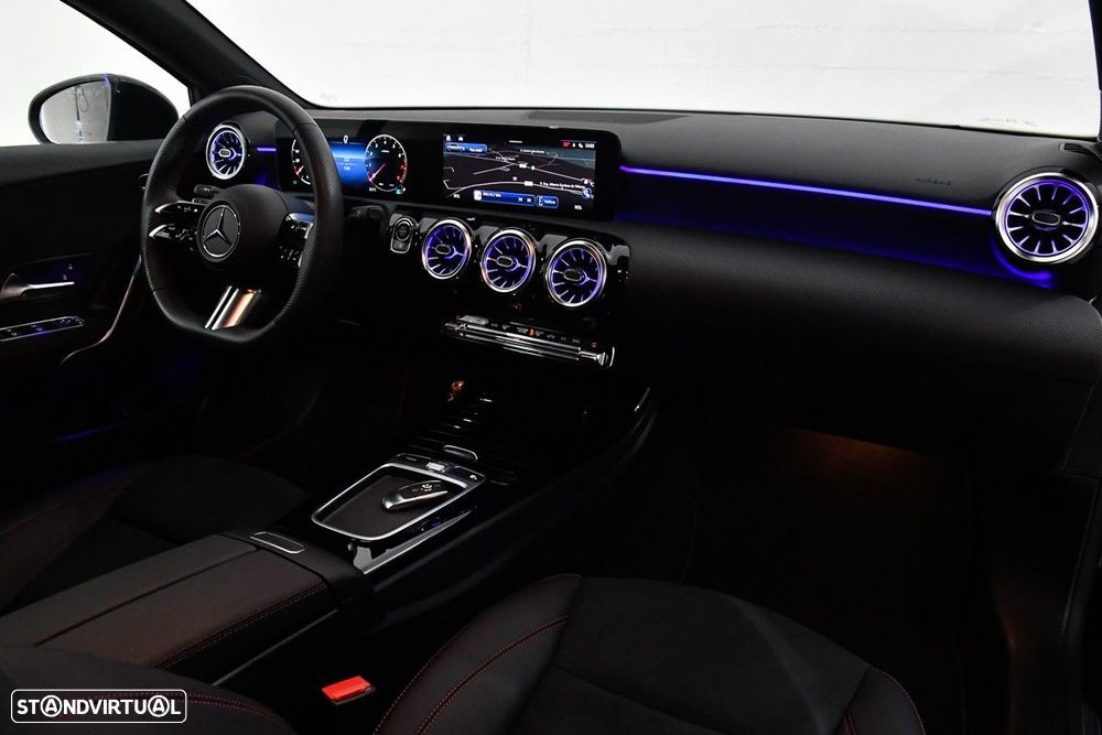 Mercedes-Benz A 200 AMG Line Aut. - 16