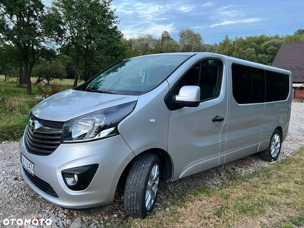 Opel Vivaro L2H1 2.9t Elegance - 1