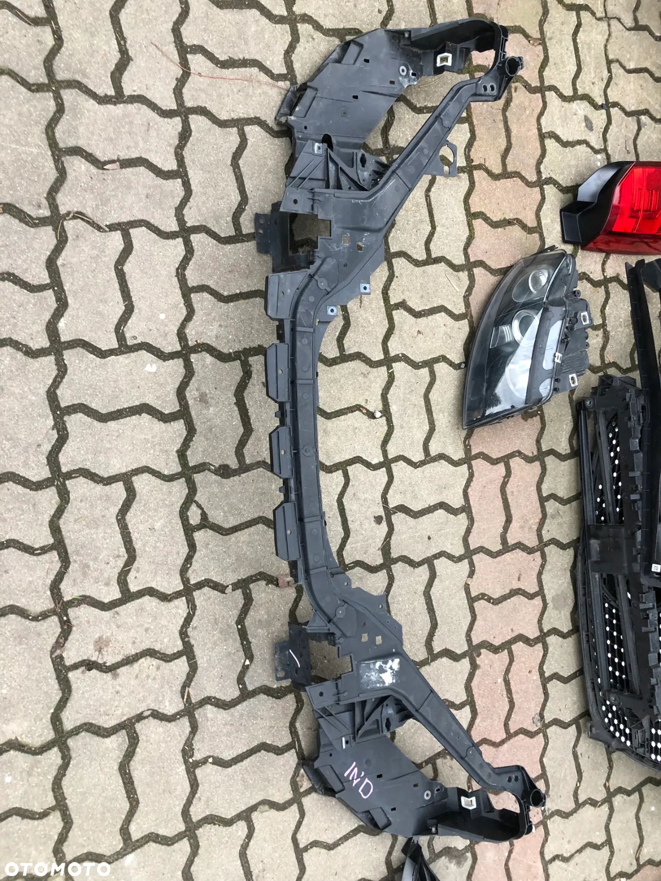 VOLVO V40 2 II XC40 31416490AA PAS PRZEDNI WZMOCNIENIE CZOŁOWE - 1